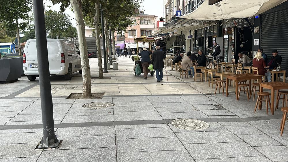 17 yaşındaki kıza saldıran şahıs, vatandaşın gazabına uğradı: O anlar kamerada - 3. fotoğraf