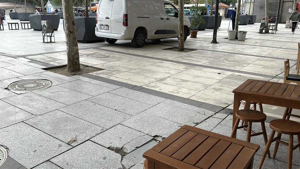 17 yaşındaki kıza saldıran şahıs, vatandaşın gazabına uğradı: O anlar kamerada - 2. fotoğraf