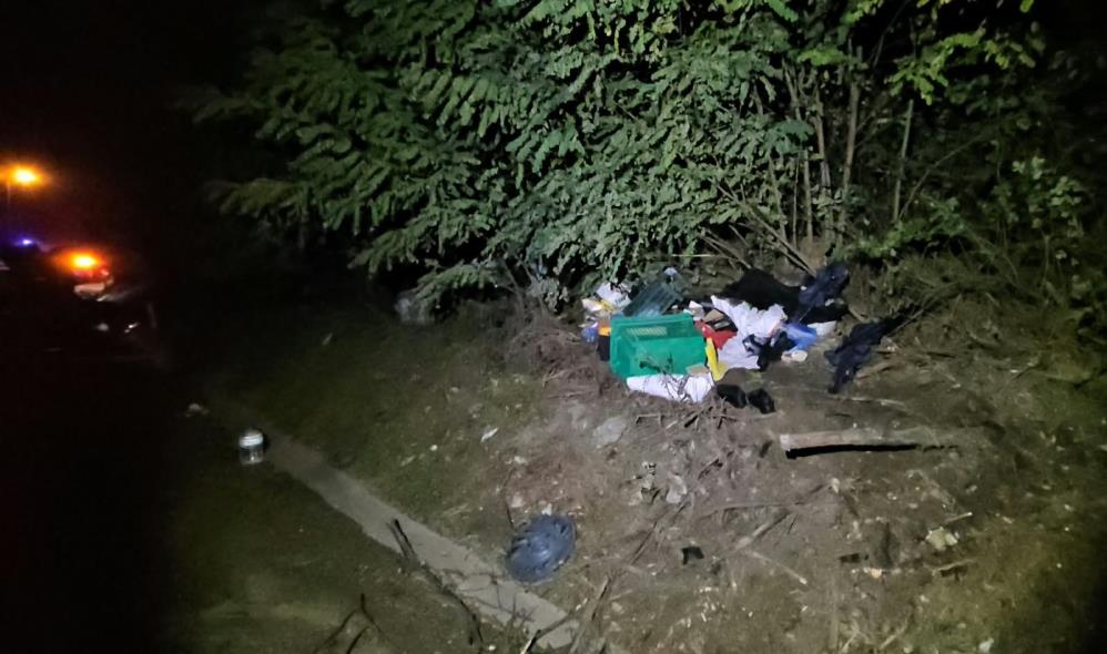 Aracıyla takla atıp sağ çıktı, hasara bakmak isterken canından oldu - 3. fotoğraf