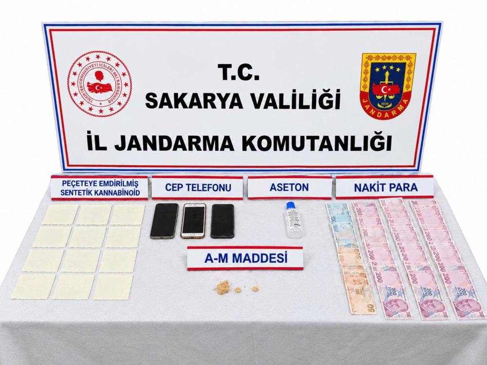 Jandarmadan 3 ilçede uyuşturucu operasyonu: 3 tutuklama - 2. fotoğraf