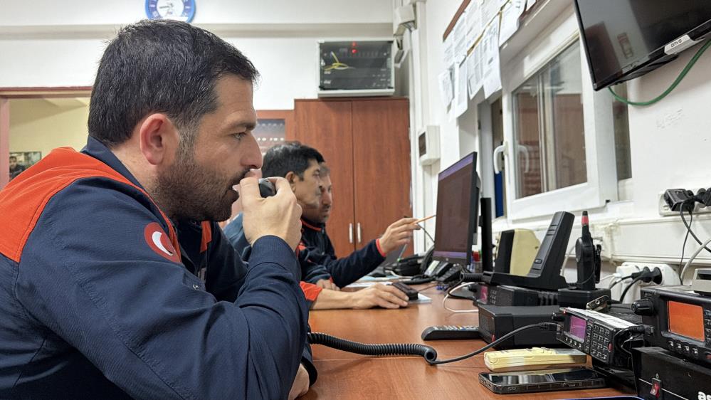 Kurtarma operasyonunda ninni söyleyerek bebeği uyutan AFAD personeli o anları anlattı - 4. fotoğraf