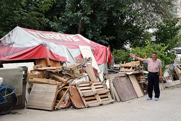 18 yıldır çadırda yaşıyor - 3. fotoğraf