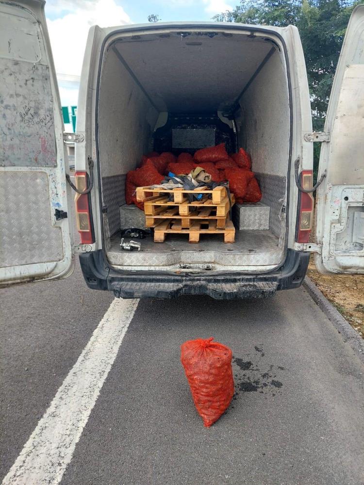 Sakarya'da 2,2 ton midye ve 156 küçükbaş ele geçirildi - 3. fotoğraf