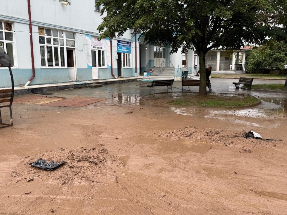 Sakarya'da taşkın yaşanan mahalledeki son durum havadan görüntülendi - 6. fotoğraf