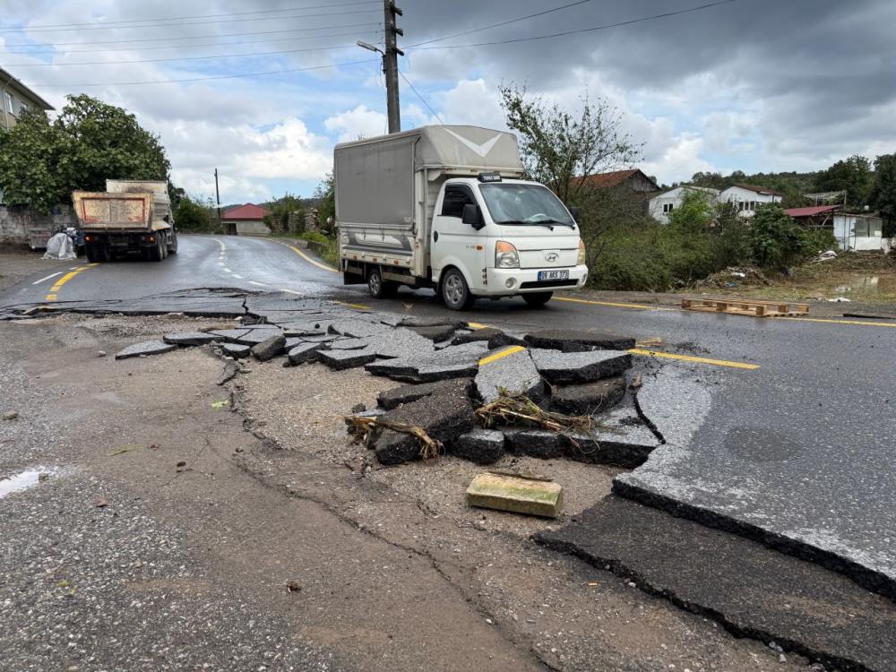 Sakarya'da taşkın yaşanan mahalledeki son durum havadan görüntülendi - 11. fotoğraf