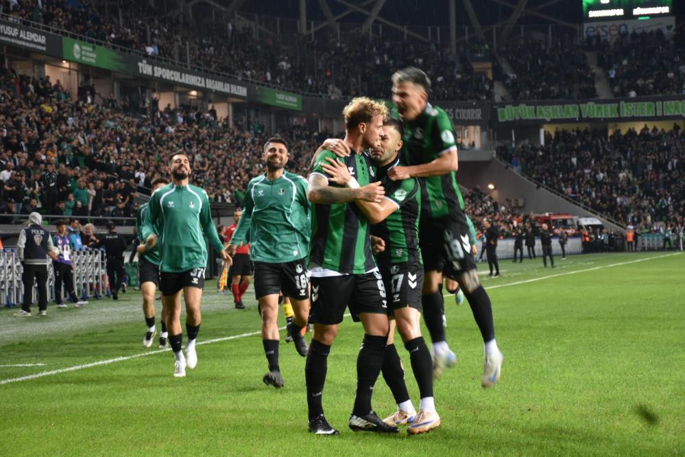 Ümit Bozkurt: "Hem gelişip hem de kazanmamız gerekiyor" - 4. fotoğraf