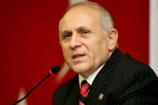 Burhan Kuzu \'Başkanlık Sistemi\' için Sakarya\'ya geliyor