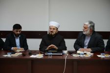 \"Dünyadaki çatışmaların kaynağı iktisattır\"