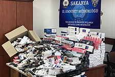 Sakarya'da 3 bin 904 paket kaçak sigara ele geçirildi
