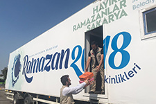 Sakarya İHHdan Suriyedeki Yetimlere Oyuncak Şenliği