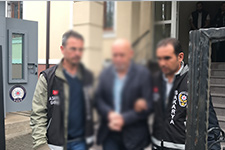 Yurt dışından gelen araçların motorlarını pert araçlara taktılar