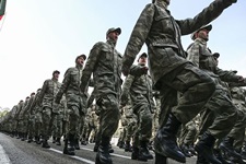 Resmi Gazete'de yayınlandı, askerlik 1 ay uzadı