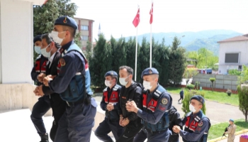Kalpazan operasyonunda güvenlik amiri detayı