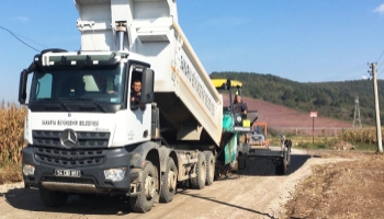 Büyükşehir Bağlar’da Okul Yolunu Asfaltla Buluşturdu