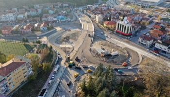 Sakarya Köprülü Kavşağı çift yönlü olarak trafiğe açılıyor